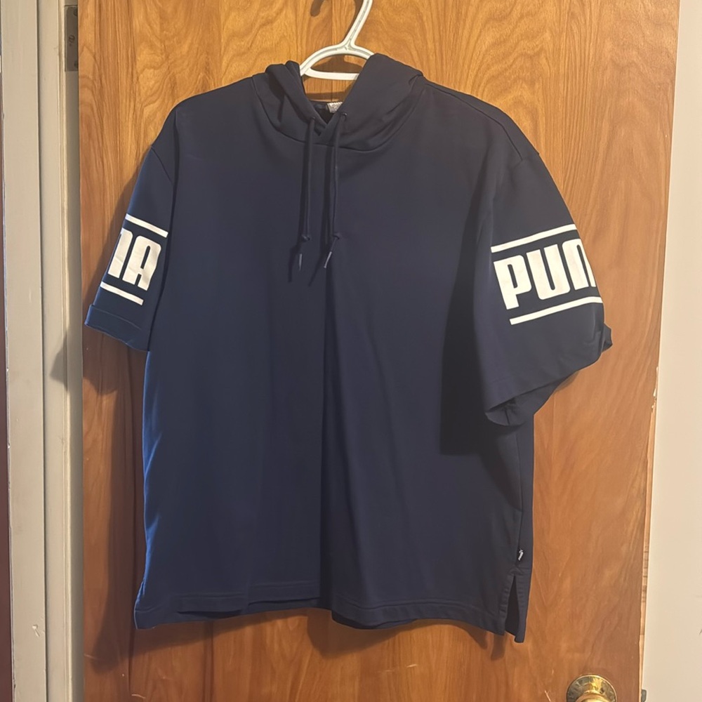 Puma pull over workout shirt
